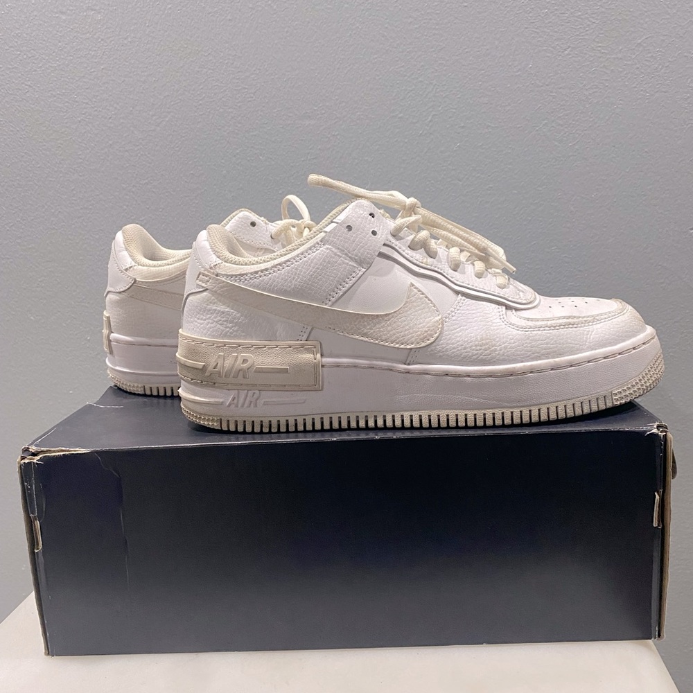 Nike Women's Air Force 1 Shadow